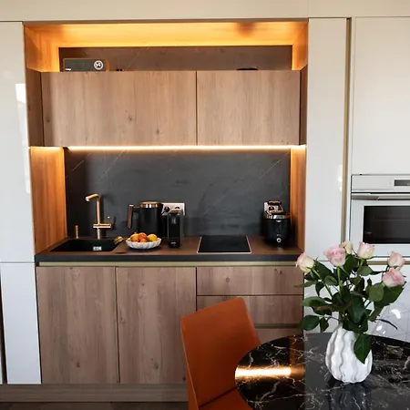 Port 2 Vue Imprenable Palais *