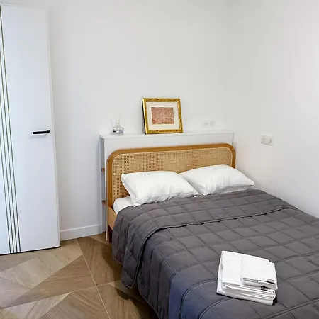 Port 2 Vue Imprenable Palais Cannes